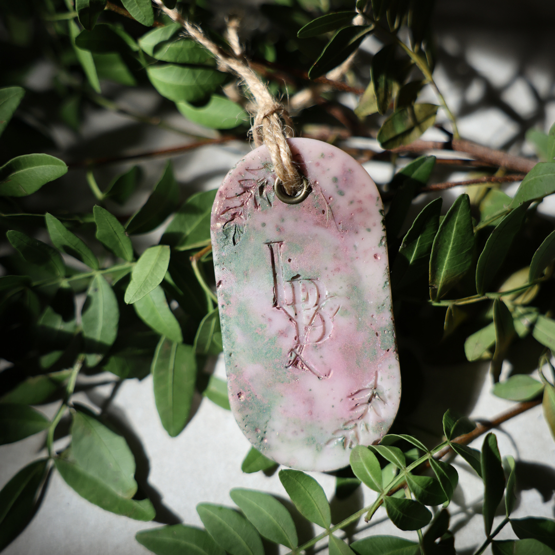Suspension Rose & Bois de Cèdre