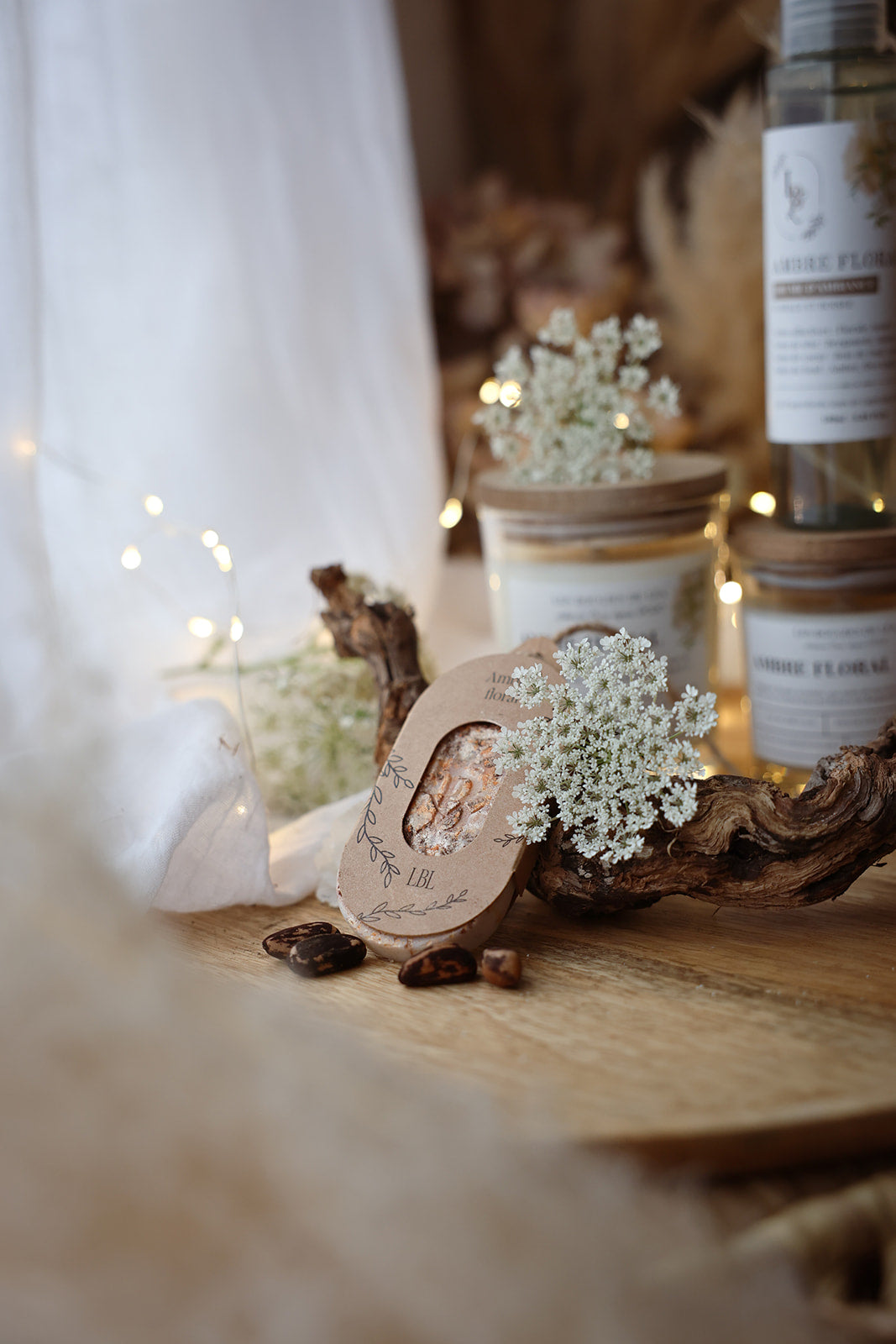 Suspension végétale artisanale parfumée Ambre Floral LBL pour parfumer penderie et dressing